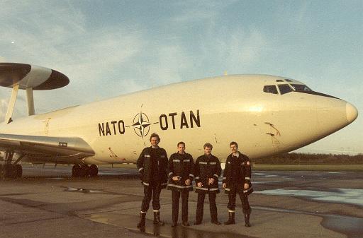 1984-12 Awacs.jpg